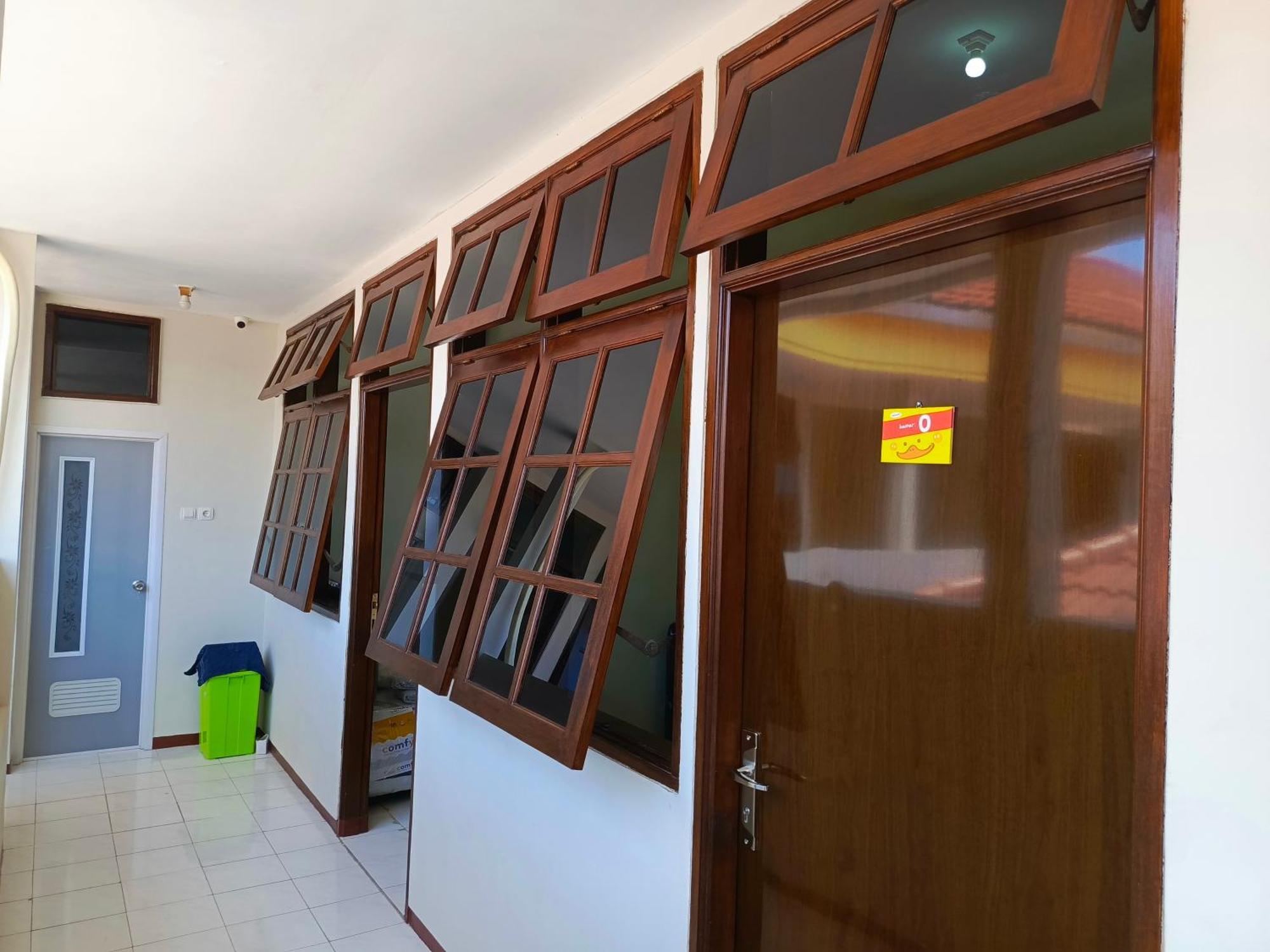 Bebek Kuning Residence Blimbing  Exterior foto